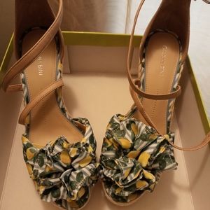 Women's Lemon print wedge Sandal.